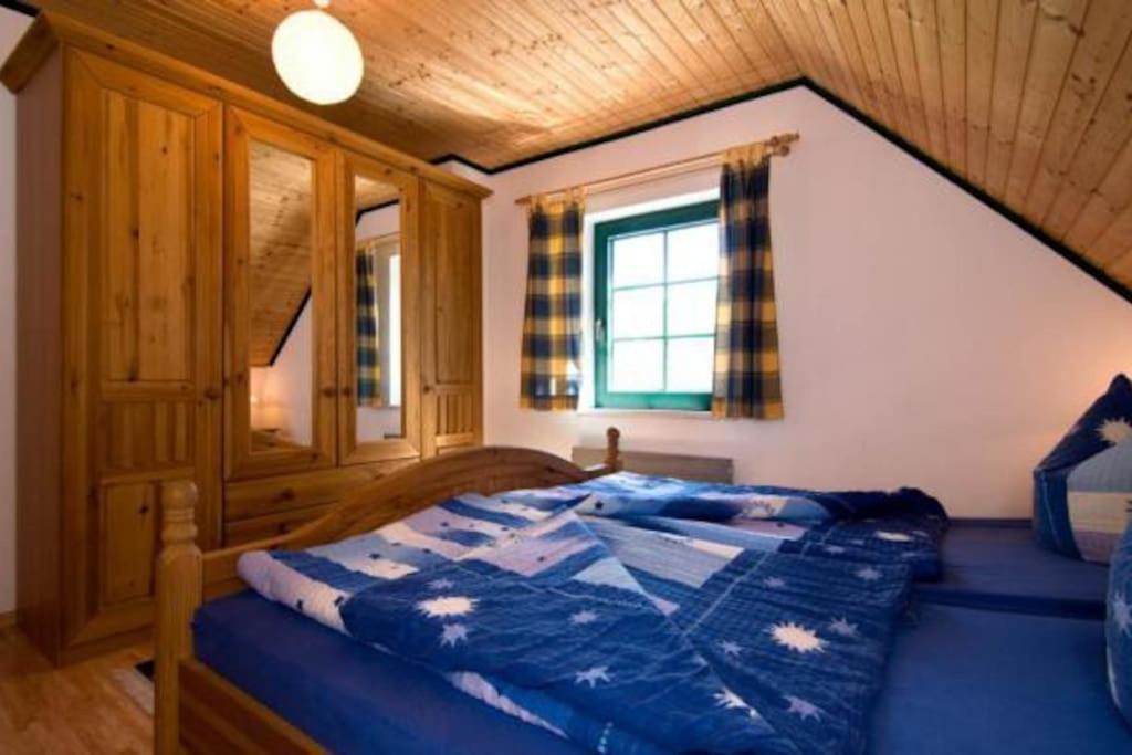 Trollhus - Grosses Familienfreundliches Ferienhaus บอร์น ภายนอก รูปภาพ